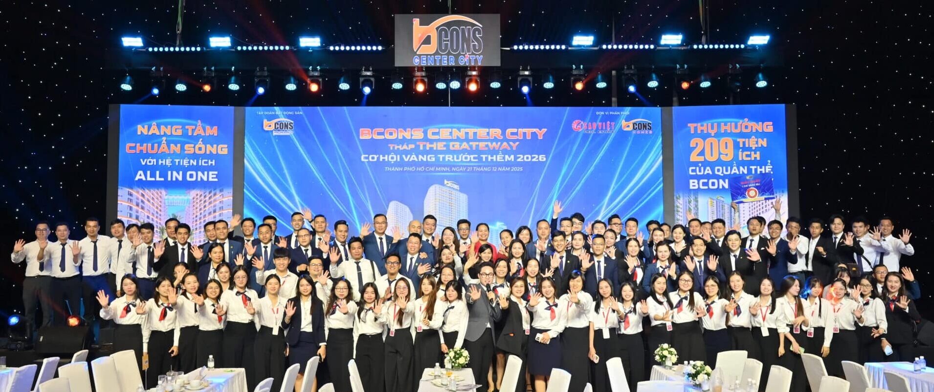 Ảnh: Sao Việt có mặt tại lễ giới thiệu dự án Bcons Center City - Tháp GATEWAY 